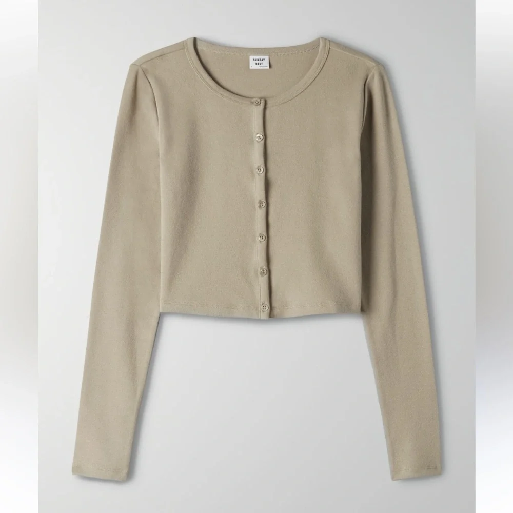 Aritzia sunday best